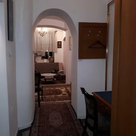 Centar-august Senoa Apartamento
